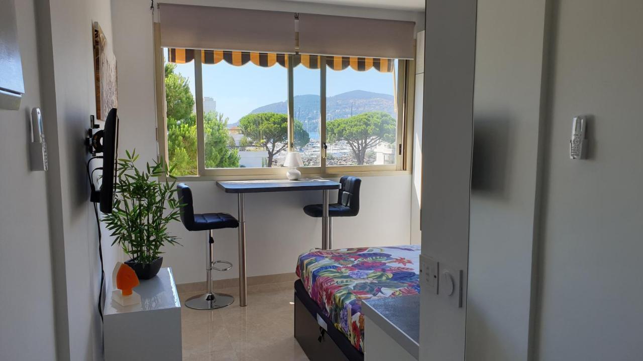 Garden And Beach Sea View Apartment Cannes Mandelieu Εξωτερικό φωτογραφία